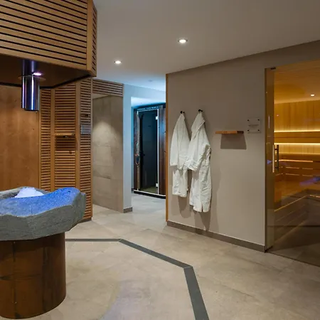 Caprice Apartment *